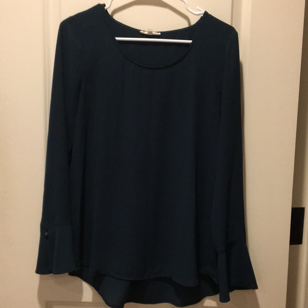 Pleione womens sheer trumpet Sleeves top size S dark green